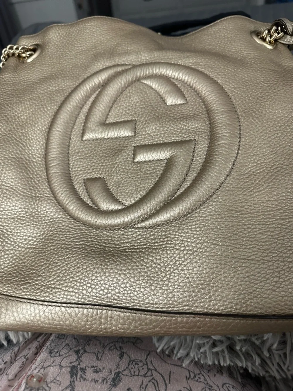 Gucci Metallic Taupe Soho Leather Shoulder Bag - Picture 3 of 8